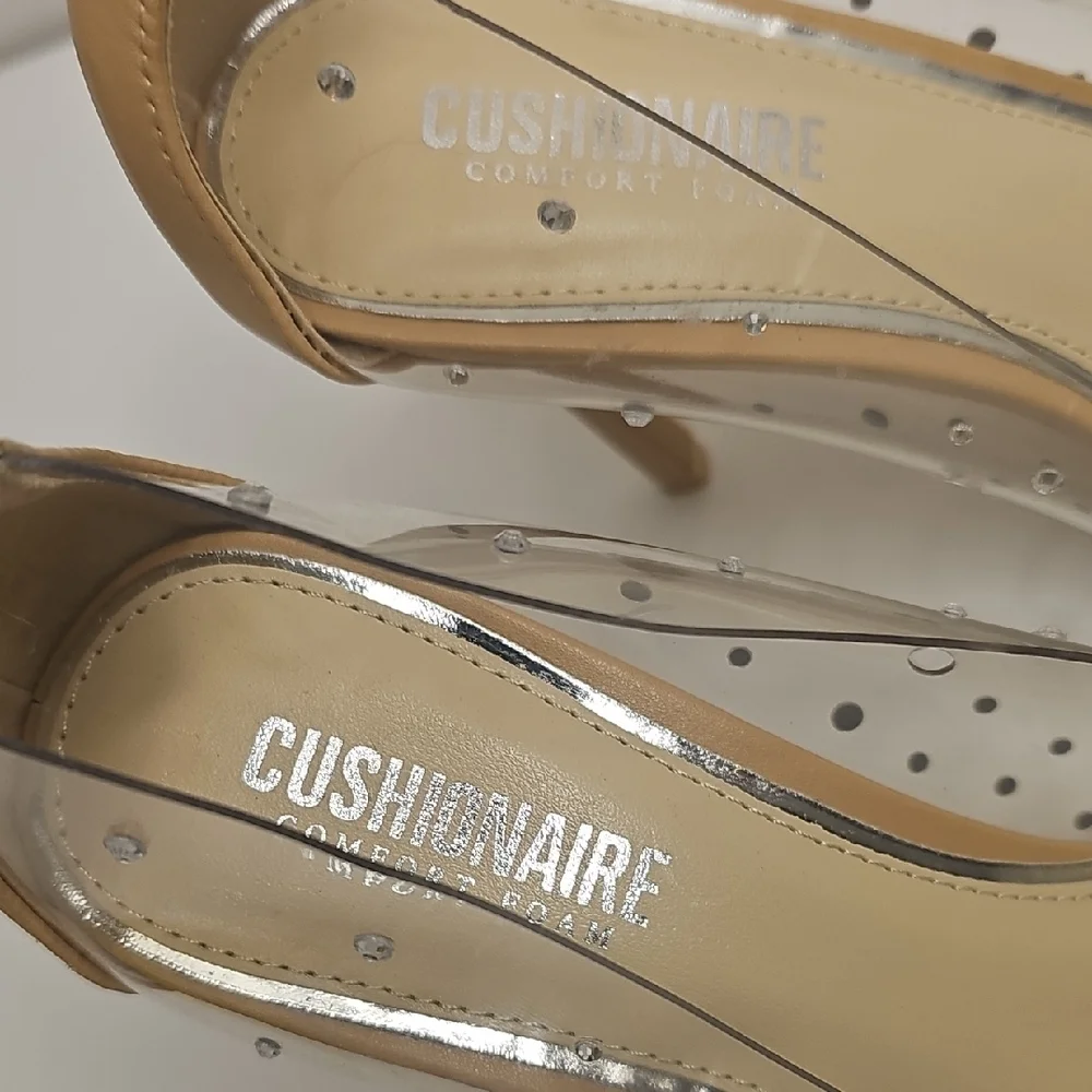 Cushionaire Women's Tan‎ and Clear Studded Heels Size 8.5